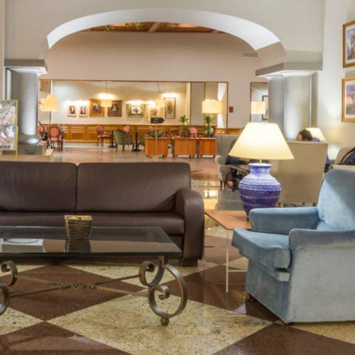 Recepción Hotel Ilunion Les Corts Spa Recepción Hotel Ilunion Les Corts Spa